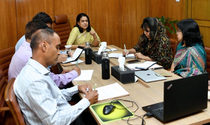 সেন্টমার্টিনে পর্যটন নির্ভর জনগোষ্ঠীর জন্য বিকল্প কর্মসংস্থানের উদ্যোগ নিচ্ছে সরকার